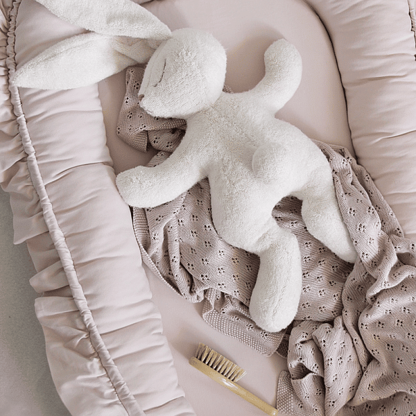 baby nest sg with ruffles rose poudré 2