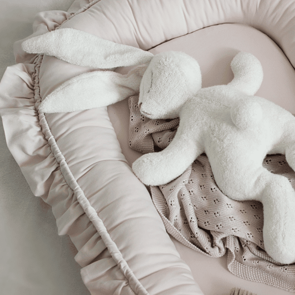 baby nest sg with ruffles rose poudré 4