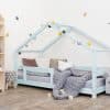 lit cabane pour enfant lucky avec une barrière